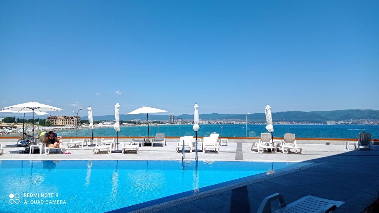 Paradiso 'В' 109 Large Cozy Studio Nesebar Luaran gambar
